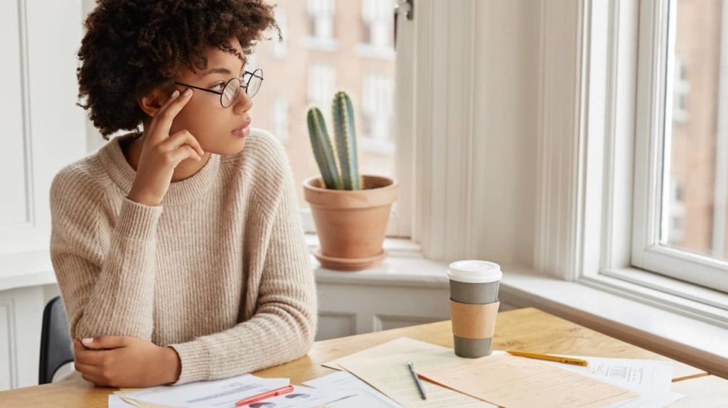 Se réinventer après un licenciement : retrouver confiance et de nouvelles opportunités